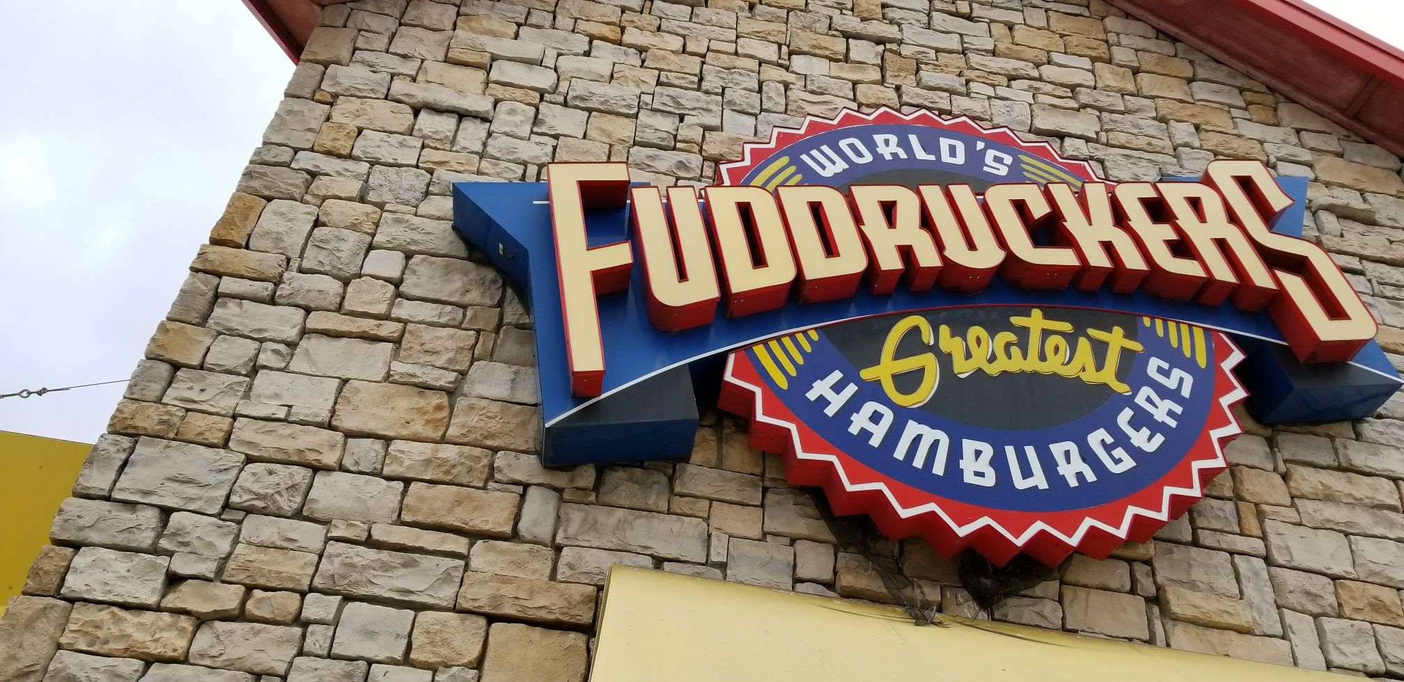 Fuddruckers Sign